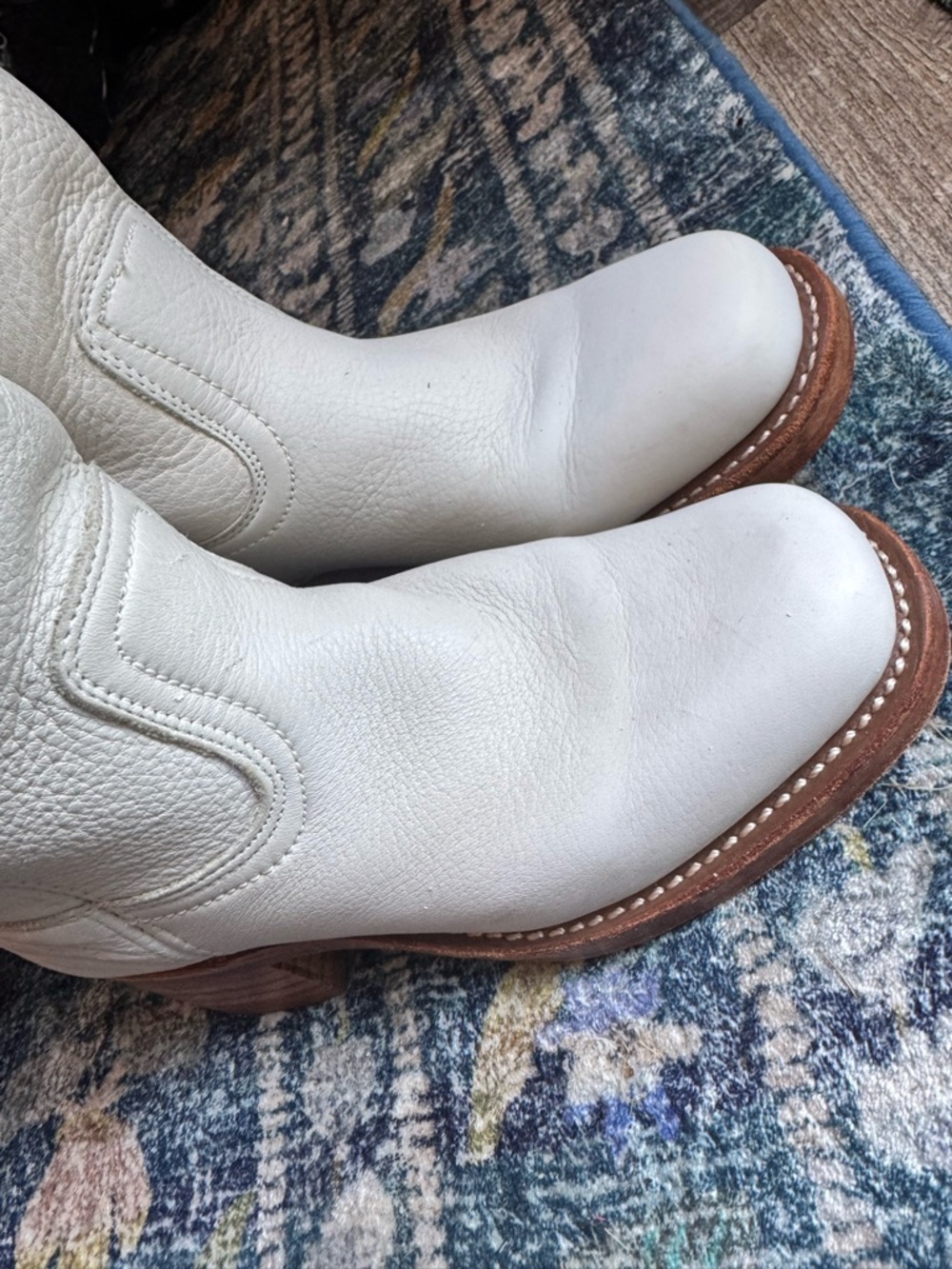 Vintage Frye White Pebbled Leather Mid-Calf Campus Heeled Boots | Made in USA 🇺🇸 - Picture 6 of 15
